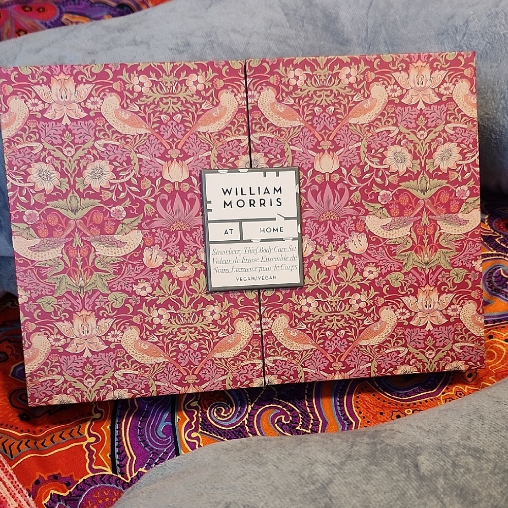William Morris Pink Bath & Body Gift Set